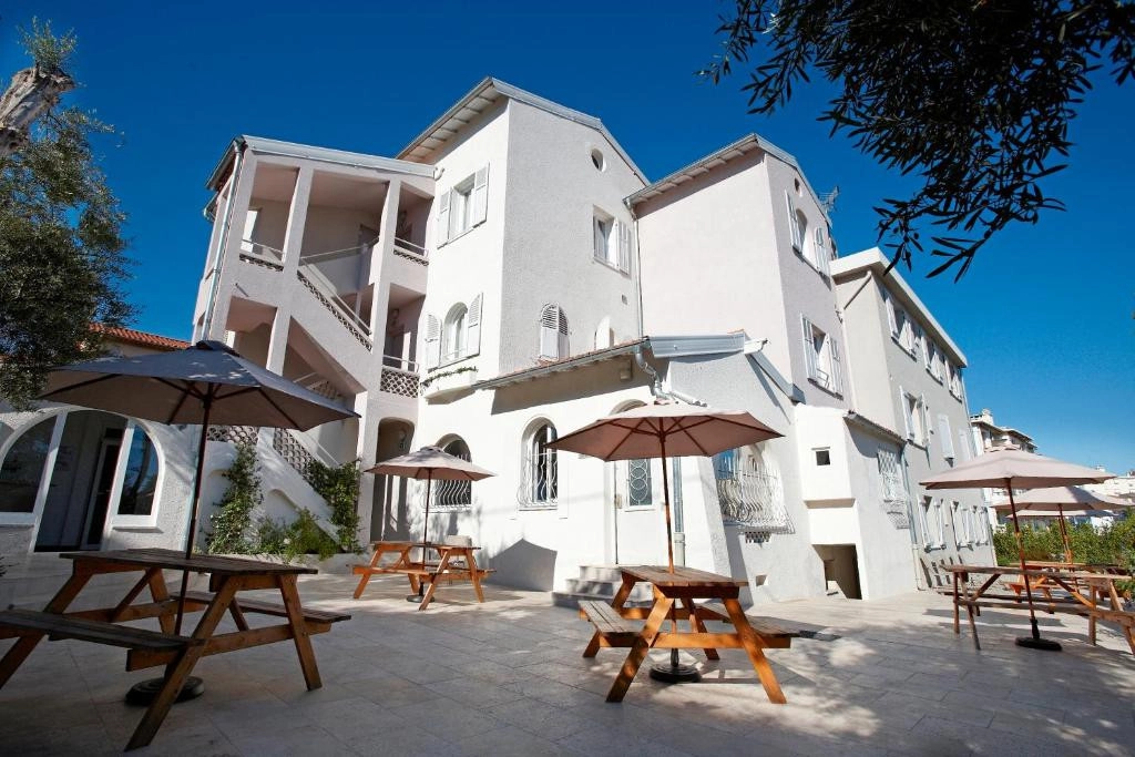 galeria/Juan-Les-Pins-(Antibes)-estudiar-ingles-en-el-extranjero-study-fuera-a2.webp