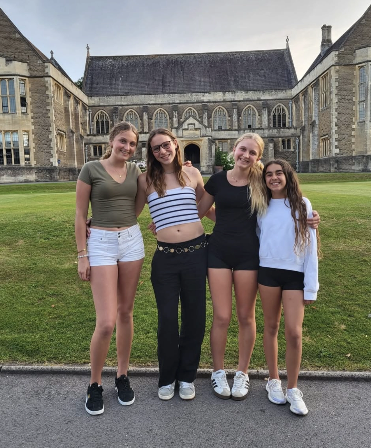 kings-bruton-estudiar-ingles-en-el-extranjero-british-summer-cu13.webp